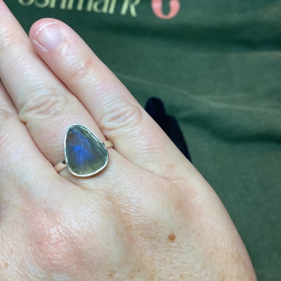 Solid Sterling Silver Faceted Lab Ring - Picture 4 of 4